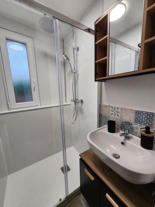 Marmoza - Maison Plein Coeur De Village Saint-Geniez-dʼOlt 외부 사진
